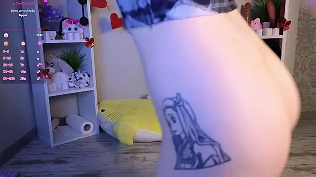 Snapshot of hannah_lourens chatting on February 16, 5:37 pm hannah lourens online show from February 16, 5:37 pm