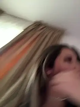 babyyboomm online show from February 4, 10:00 am