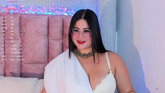 Snapshot of miahkumar chatting on June 18, 1:50 am miahkumar online show from June 18, 1:50 am