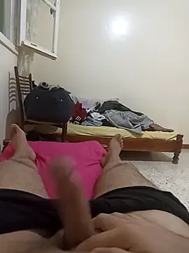 Snapshot of Hot_Boy_2004 chatting on September 21, 5:47 pm Hot Boy 2004 online show from September 21, 5:47 pm