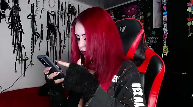 Snapshot of jannaink_ chatting on December 17, 1:29 am jannaink online show from December 17, 1:29 am