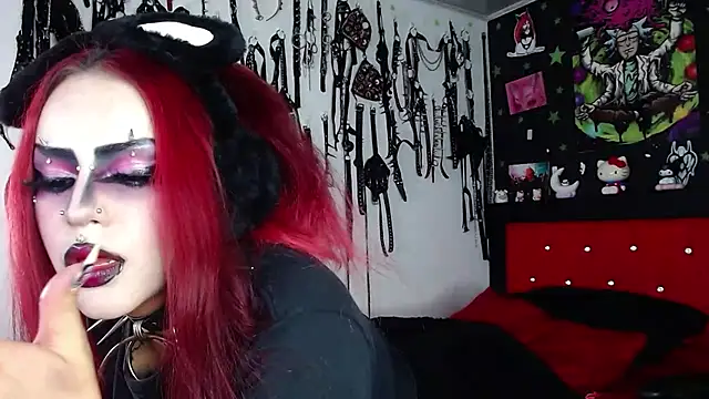 Snapshot of jannaink_ chatting on December 22, 11:41 pm jannaink online show from December 22, 11:41 pm