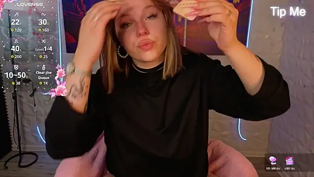 Naomi B1ack online show from July 12, 1:07 am