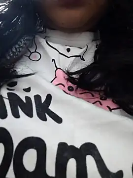 Snapshot of Aaradhya chatting on December 17, 1:18 am Aaradhya online show from December 17, 1:18 am