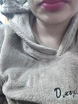 Snapshot of Aaradhya chatting on December 27, 1:00 am Aaradhya online show from December 27, 1:00 am