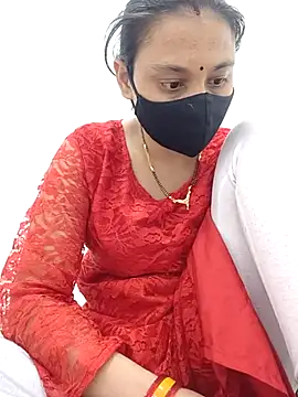 Snapshot of Aaradhya chatting on May 28, 12:57 pm Aaradhya online show from May 28, 12:57 pm