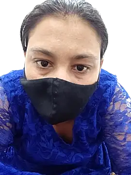 Snapshot of Aaradhya chatting on July 12, 12:51 pm Aaradhya online show from July 12, 12:51 pm