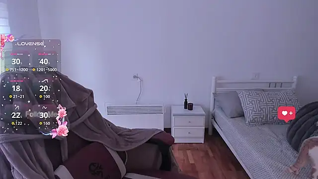 Snapshot of Domina_Deivis chatting on November 17, 1:17 pm Domina Deivis online show from November 17, 1:17 pm