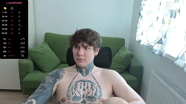 Snapshot of Lechery_boy chatting on July 20, 10:39 am Lechery boy online show from July 20, 10:39 am