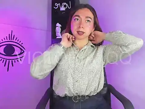 victoria qq online show from January 4, 2:03 am