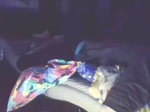 Snapshot of Bigheadxxx1 chatting on February 14, 9:22 pm Bigheadxxx1 online show from February 14, 9:22 pm