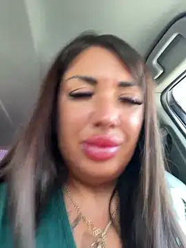 RuslanaXX online show from June 28, 5:35 am