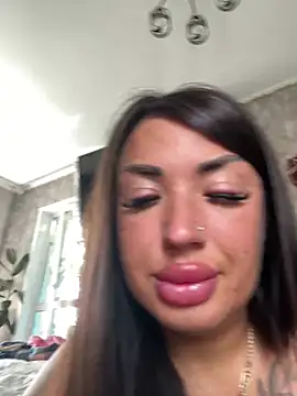 RuslanaXX online show from July 18, 5:22 am
