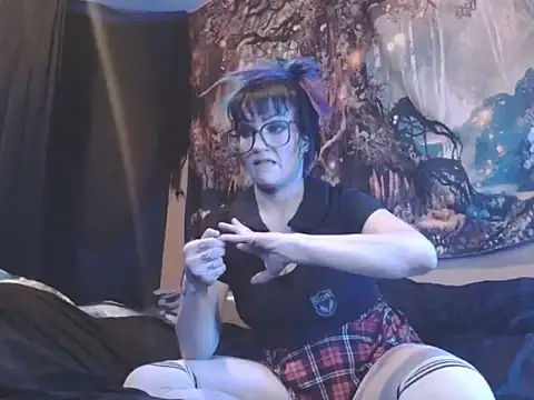 Snapshot of HighCityHoney chatting on February 16, 4:53 pm HighCityHoney online show from February 16, 4:53 pm