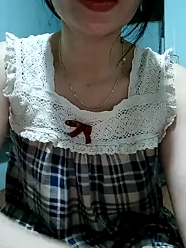 Snapshot of Blythe_69 chatting on March 27, 10:42 pm Blythe 69 online show from March 27, 10:42 pm