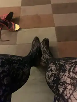 footsy35 online show from January 11, 6:40 am