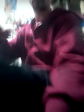 Snapshot of LongDickZee562 chatting on February 26, 6:11 pm LongDickZee562 online show from February 26, 6:11 pm