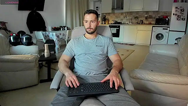 ZackFraser online show from October 23, 2:27 pm