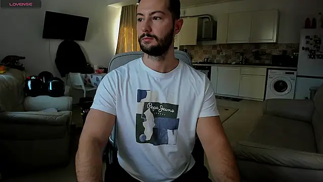 ZackFraser online show from November 2, 9:44 am