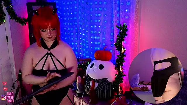 Snapshot of Angel-Lewd-Cake chatting on December 12, 10:42 pm Angel-Lewd-Cake online show from December 12, 10:42 pm