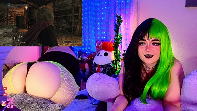 Snapshot of Angel-Lewd-Cake chatting on December 17, 10:44 am Angel-Lewd-Cake online show from December 17, 10:44 am