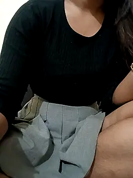 sweet jia23 online show from March 11, 8:30 am