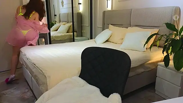 Lina-hill online show from April 30, 7:58 am