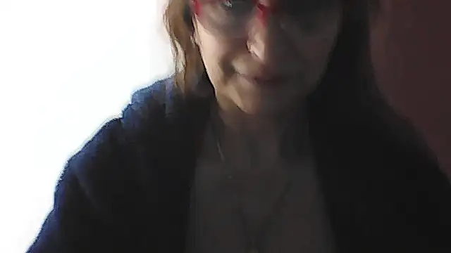 Snapshot of Lilly_macflyy chatting on October 16, 6:42 pm Lilly macflyy online show from October 16, 6:42 pm