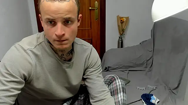 layneinchains online show from April 23, 3:36 pm