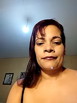 Snapshot of EscortRegina3535 chatting on October 14, 6:47 am EscortRegina3535 online show from October 14, 6:47 am