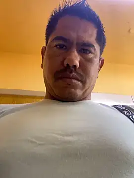 Snapshot of negro15cm17 chatting on February 3, 2:55 pm negro15cm17 online show from February 3, 2:55 pm