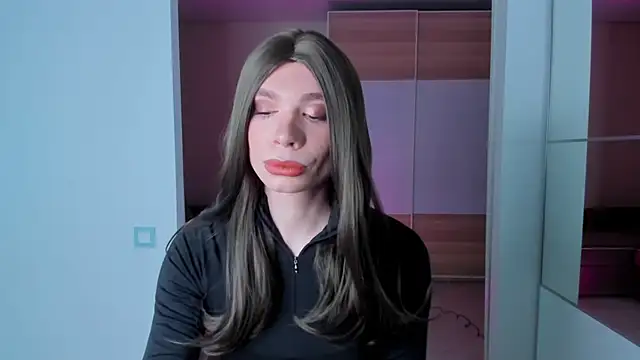 Snapshot of monicastark_ chatting on May 28, 9:56 pm monicastark online show from May 28, 9:56 pm
