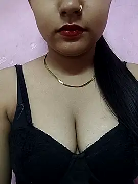 Snapshot of samaya-21 chatting on July 28, 10:54 am samaya-21 online show from July 28, 10:54 am