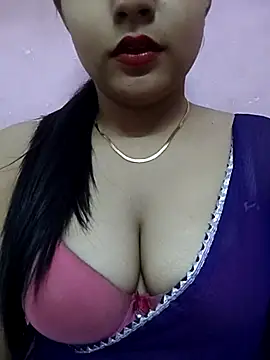 Snapshot of samaya-21 chatting on July 31, 10:14 am samaya-21 online show from July 31, 10:14 am