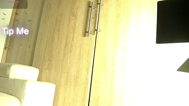 aidaadams online show from November 13, 11:09 am