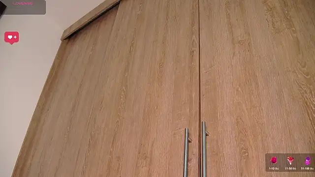 aidaadams online show from February 18, 11:17 am