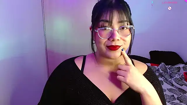 Snapshot of AlexaKimm chatting on September 16, 7:20 am AlexaKimm online show from September 16, 7:20 am