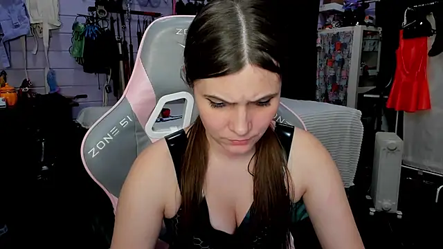 Snapshot of Stroynyash chatting on March 15, 12:04 am Stroynyash online show from March 15, 12:04 am