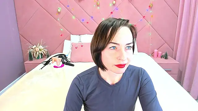 Jaqueline Richardson online show from January 13, 8:37 am