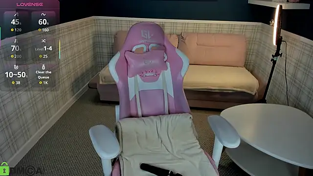 Jaqueline Richardson online show from February 11, 9:58 am