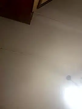 Snapshot of GabiBoobs chatting on January 10, 8:21 pm GabiBoobs online show from January 10, 8:21 pm