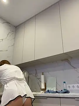 Snapshot of LauraDavis chatting on March 3, 12:33 pm LauraDavis online show from March 3, 12:33 pm