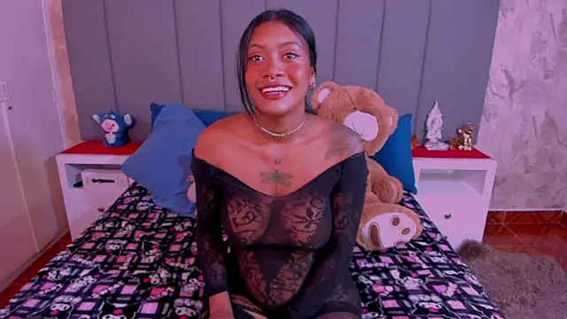 JulianaMiller online show from January 19, 1:43 am