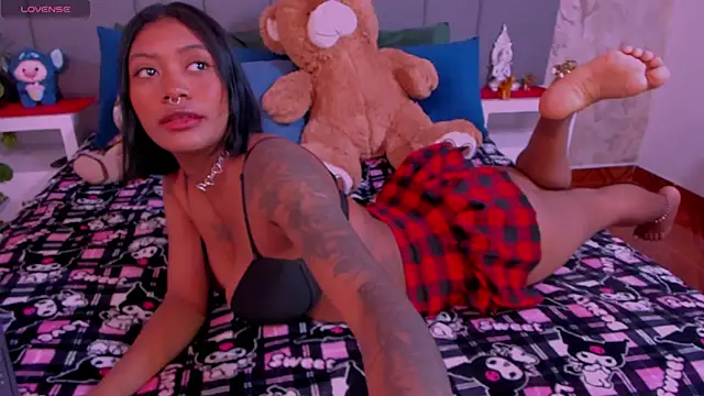 JulianaMiller online show from January 24, 1:13 am