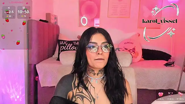 Snapshot of Hinataw33d01 chatting on November 9, 3:49 am Hinataw33d01 online show from November 9, 3:49 am