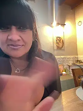 Sensualmente333 online show from June 3, 11:57 am
