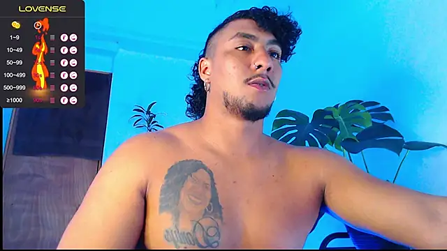 Snapshot of yosoy_enzo2020 chatting on January 3, 3:05 am yosoy enzo2020 online show from January 3, 3:05 am