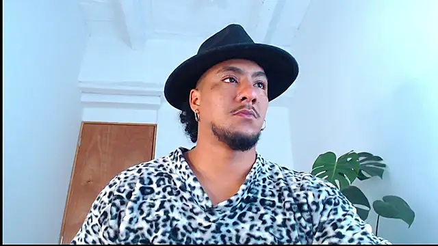 Snapshot of yosoy_enzo2020 chatting on January 30, 9:25 am yosoy enzo2020 online show from January 30, 9:25 am