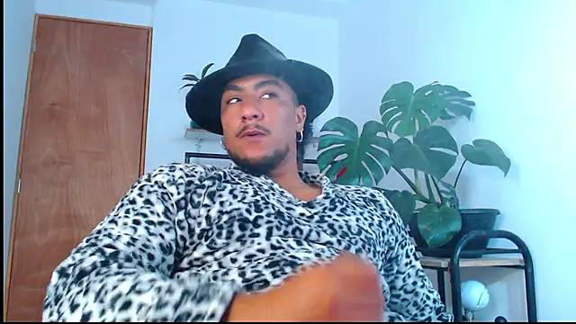 Snapshot of yosoy_enzo2020 chatting on January 30, 12:27 pm yosoy enzo2020 online show from January 30, 12:27 pm