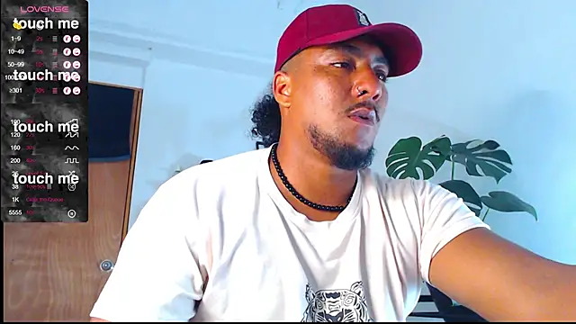 Snapshot of yosoy_enzo2020 chatting on February 22, 6:17 am yosoy enzo2020 online show from February 22, 6:17 am